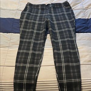 SO Plaid High-Rise Ponte Leggings | Size: XL (Juniors) | Like New